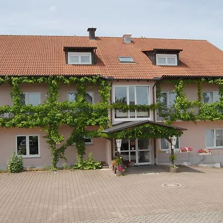 Hotel Gastehaus Kleine Kalmit 3*