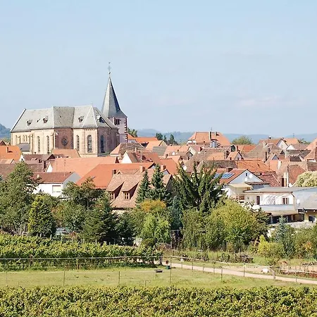 Gaestehaus Kleine Kalmit 朗道因德普法尔茨