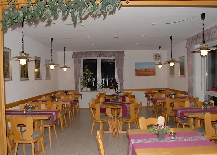 Hotel Gastehaus Kleine Kalmit