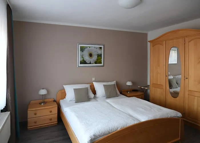 Gastehaus Kleine Kalmit Hotel Landau in der Pfalz